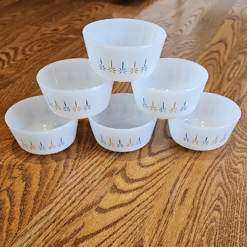 6 Anchor Hocking Mid Century Design Ramekins